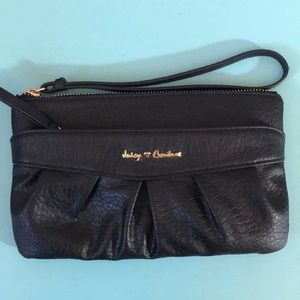 Juicy Couture wristlet